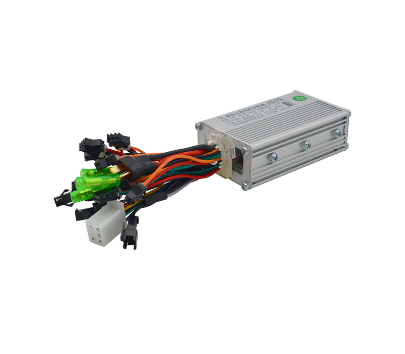 锂電(diàn)12管控制器(qì)